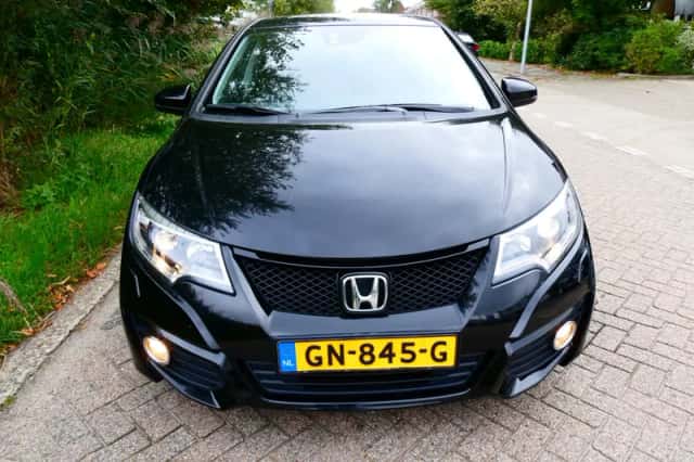 Honda Civic (2015) thumbnail 6