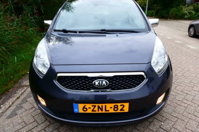 Kia Venga (2015) thumbnail 6
