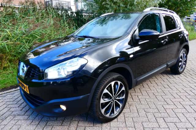 Nissan Qashqai (2012) thumbnail 1
