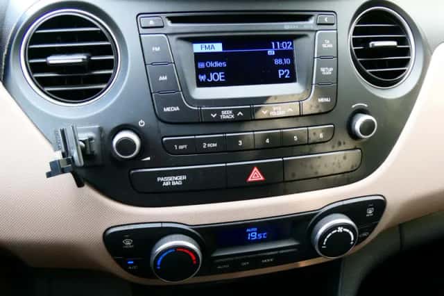 Hyundai i10 (2014) thumbnail 3