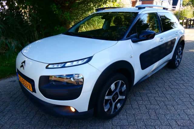 Citroën C4 Cactus (2016) thumbnail 1