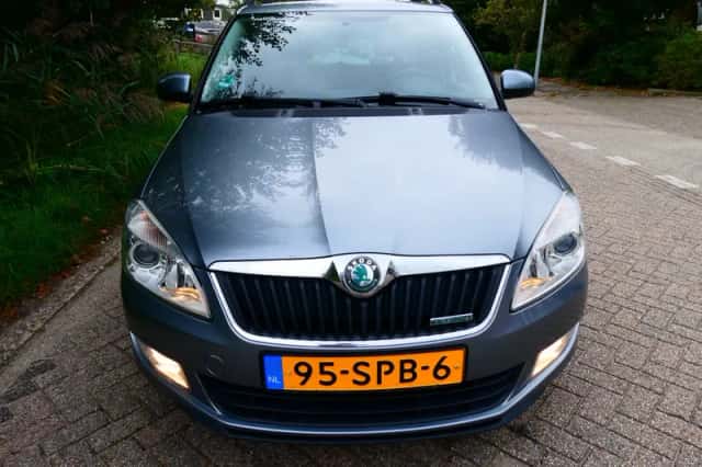 Škoda Fabia (2012) thumbnail 6