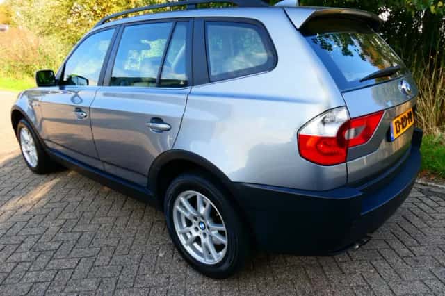 BMW X3 (2005) thumbnail 5