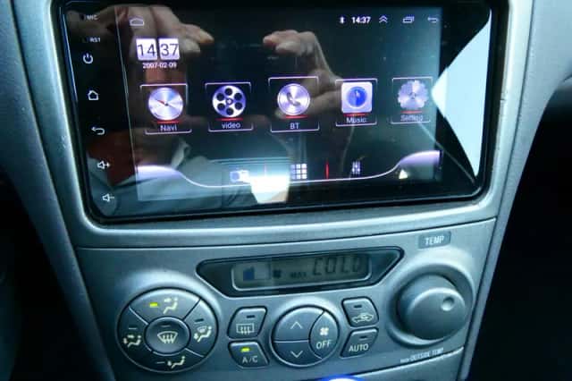 Toyota Celica (2004) thumbnail 3