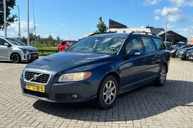 Volvo V70 (2008) thumbnail 1