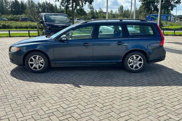 Volvo V70 (2008) thumbnail 5