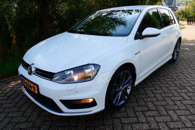 Volkswagen Golf (2014) thumbnail 1