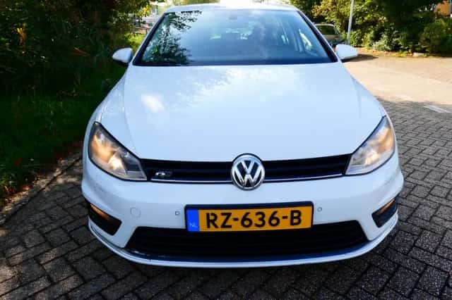 Volkswagen Golf (2014) thumbnail 6