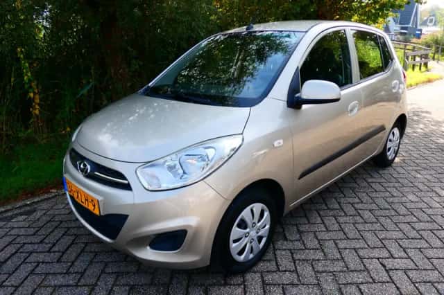 Hyundai i10 (2012) thumbnail 1
