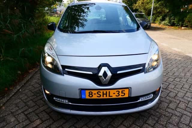 Renault Grand Scénic (2013) thumbnail 6