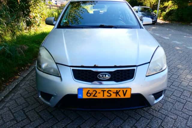 Kia Rio (2007) thumbnail 6