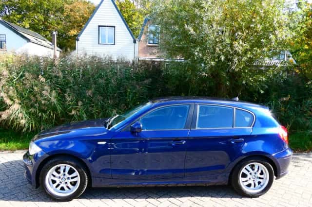 BMW 1-Serie (2009) thumbnail 4