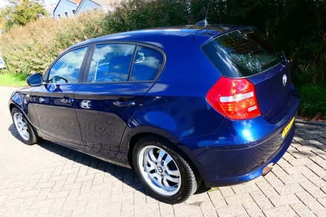 BMW 1-Serie (2009) thumbnail 5