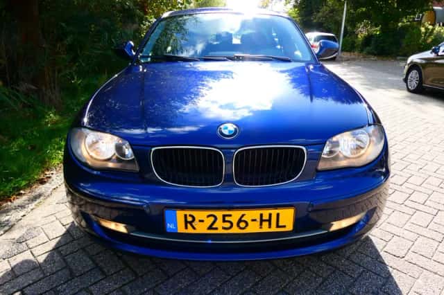 BMW 1-Serie (2009) thumbnail 6