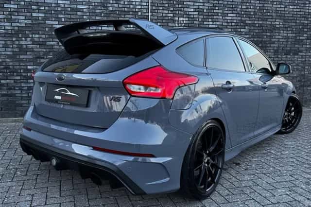 Ford Focus (2017) thumbnail 3