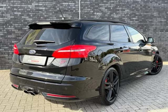 Ford Focus (2018) thumbnail 4