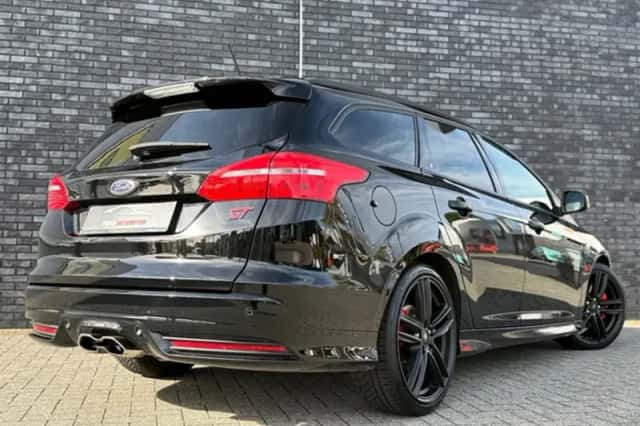 Ford Focus (2018) thumbnail 5