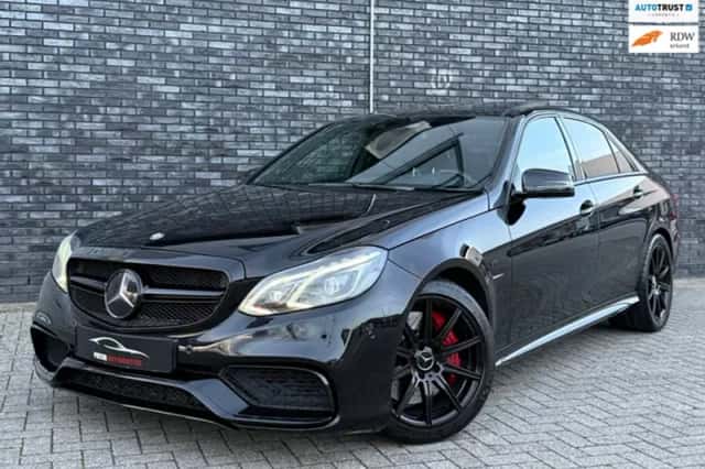 Mercedes-Benz E-Klasse (2013) thumbnail 1