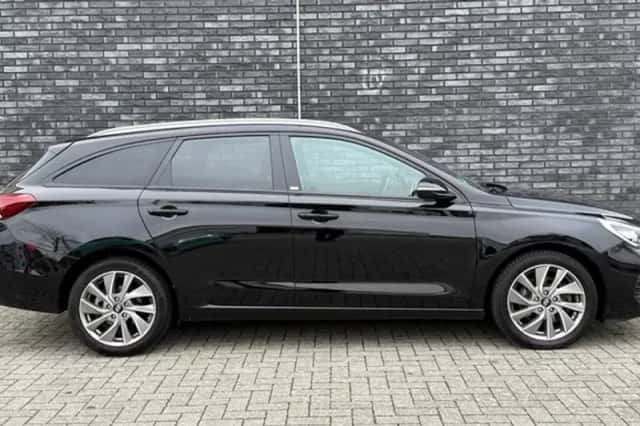 Hyundai i30 (2019) thumbnail 5