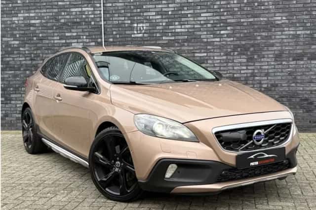 Volvo V40 Cross Country (2013) thumbnail 6