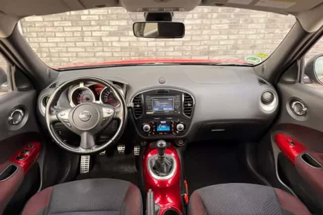Nissan Juke (2012) thumbnail 2