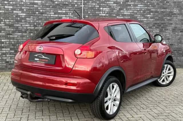 Nissan Juke (2012) thumbnail 3