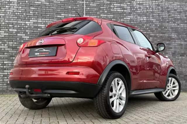 Nissan Juke (2012) thumbnail 4