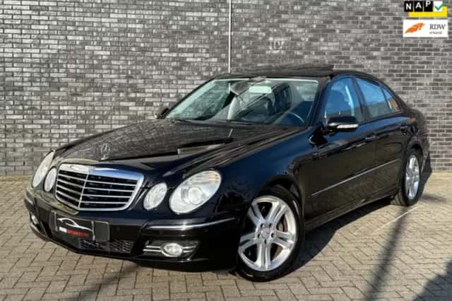 Mercedes-Benz E-Klasse (2007) thumbnail 1