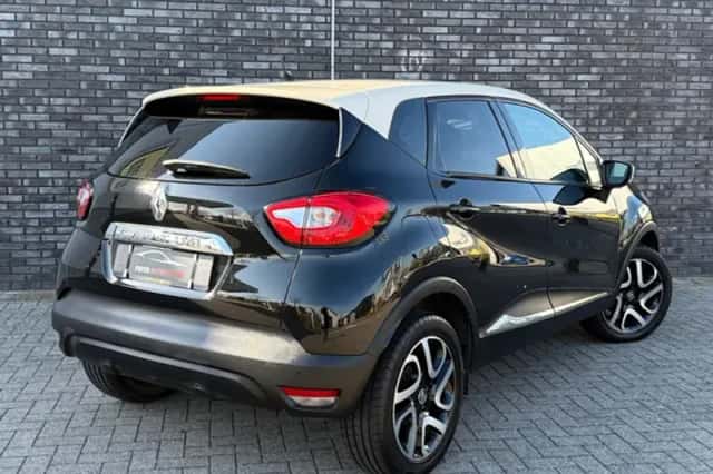 Renault Captur (2017) thumbnail 3