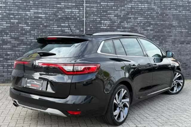 Renault Mégane (2017) thumbnail 3