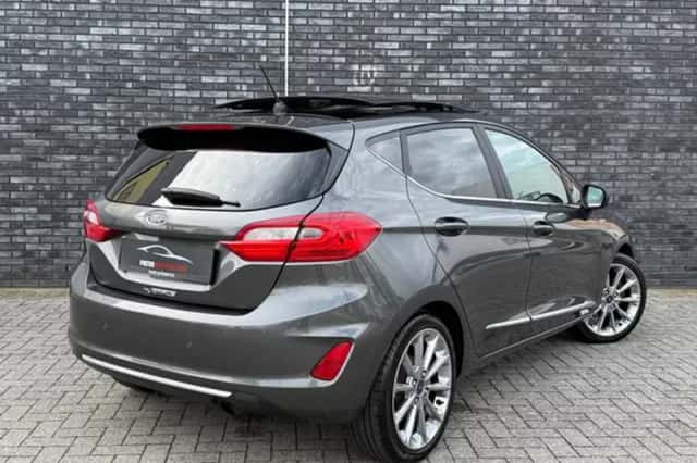 Ford Fiesta (2019) thumbnail 3