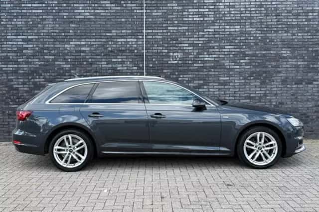 Audi A4 (2017) thumbnail 4
