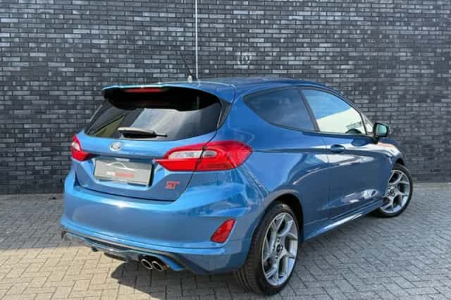 Ford Fiesta (2018) thumbnail 3