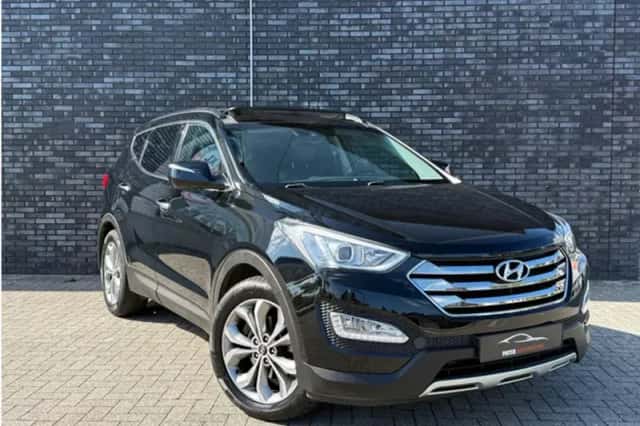 Hyundai Santa Fe (2013) thumbnail 5