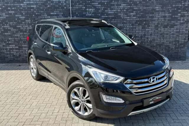 Hyundai Santa Fe (2013) thumbnail 6