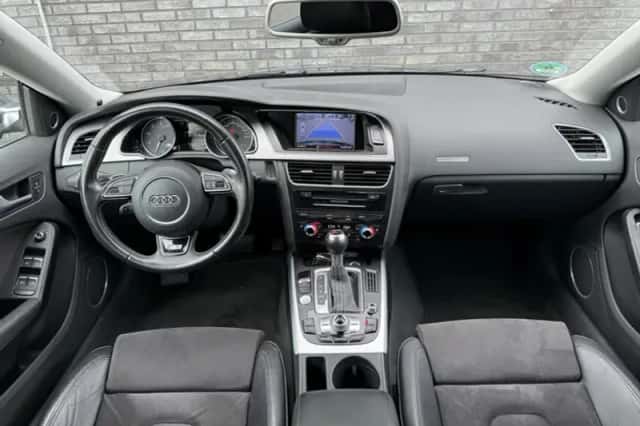 Audi S5 (2012) thumbnail 2
