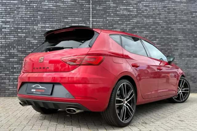 SEAT Leon (2019) thumbnail 4