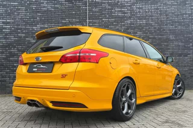 Ford Focus (2015) thumbnail 4
