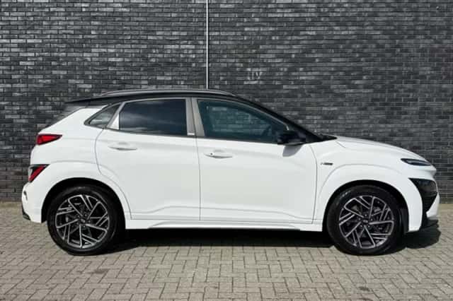 Hyundai Kona (2022) thumbnail 5