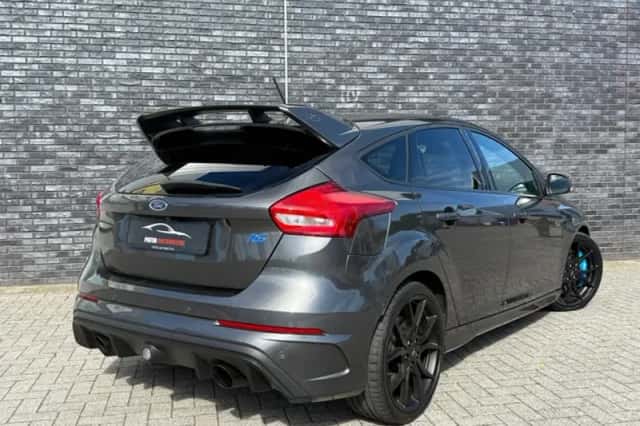 Ford Focus (2017) thumbnail 3