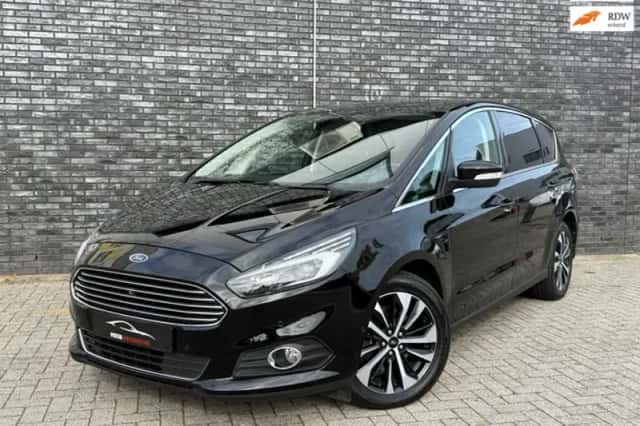 Ford S-Max (2017) thumbnail 1