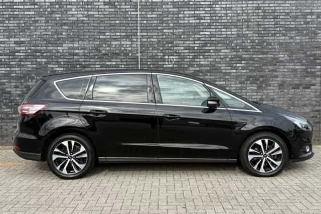 Ford S-Max (2017) thumbnail 4