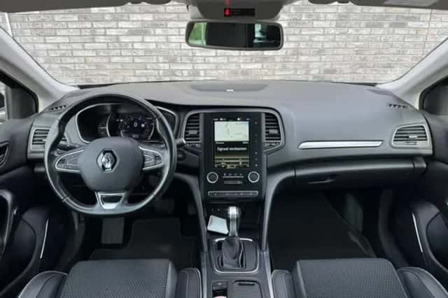 Renault Mégane (2019) thumbnail 2