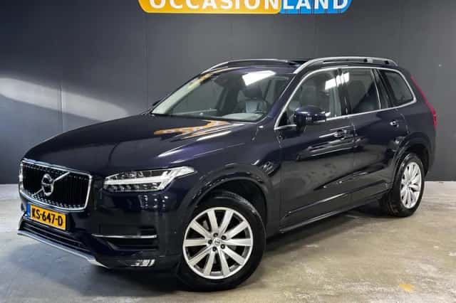 Volvo XC90 (2016) thumbnail 1