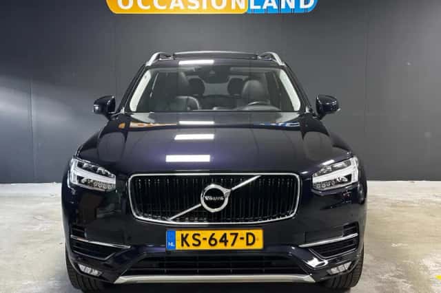 Volvo XC90 (2016) thumbnail 5