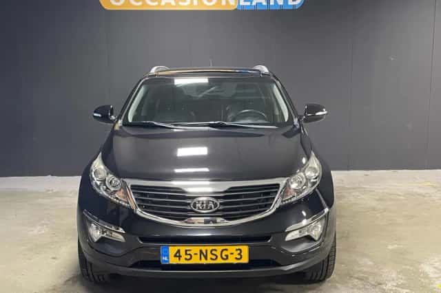Kia Sportage (2010) thumbnail 3
