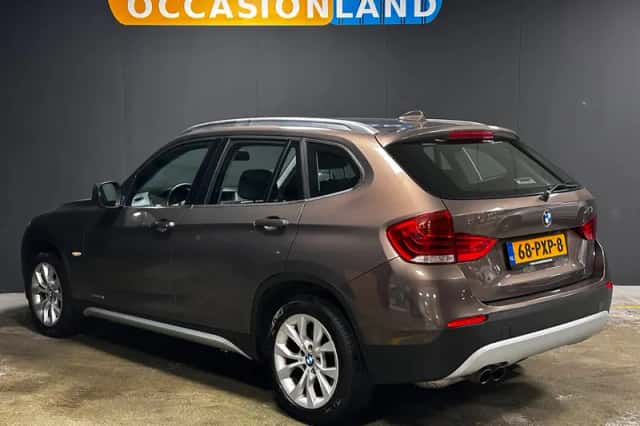 BMW X1 (2011) thumbnail 3