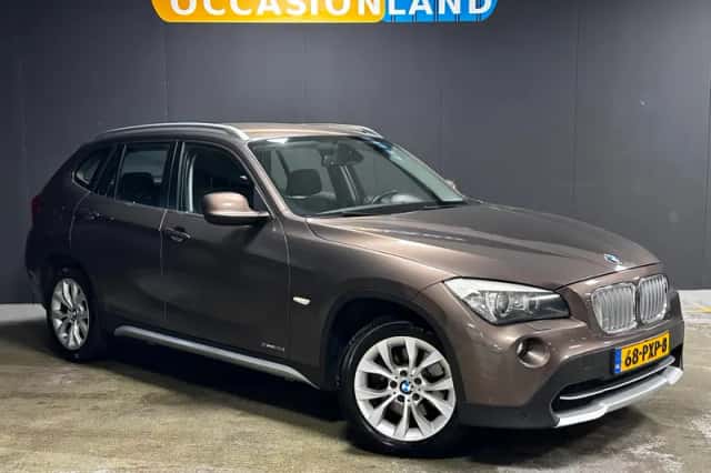 BMW X1 (2011) thumbnail 4