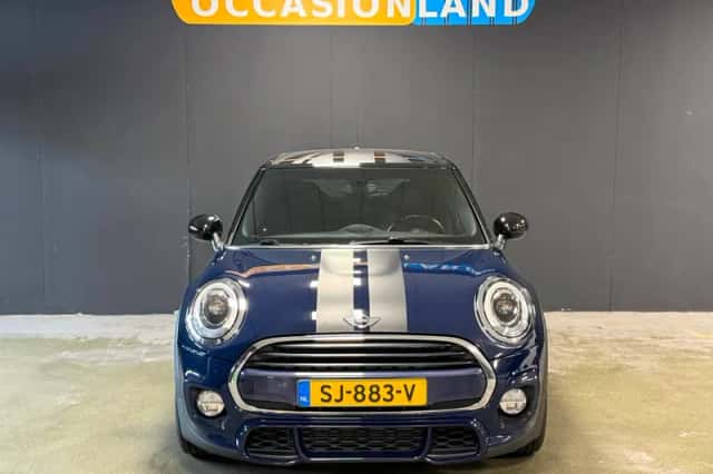 MINI Cooper (2018) thumbnail 5