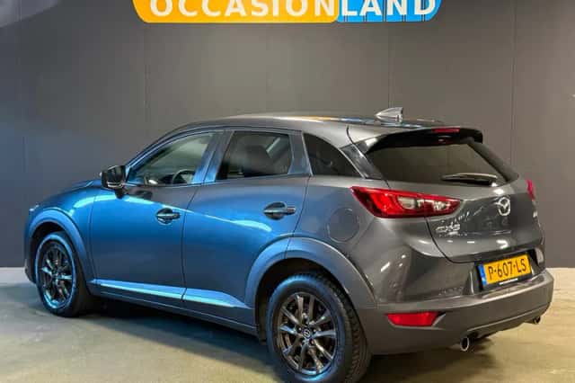 Mazda CX-3 (2016) thumbnail 3